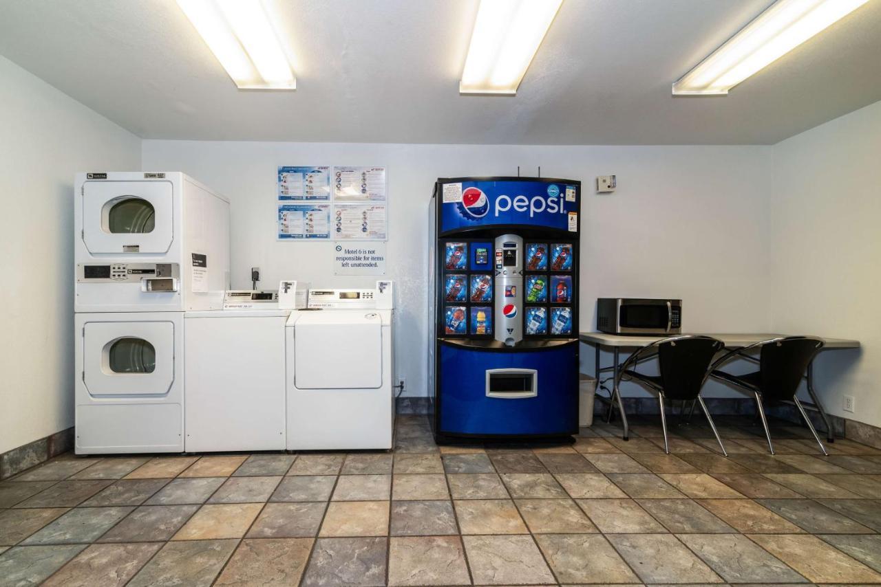 Motel 6-Palm Springs, Ca - East - Palm Canyon Exterior photo